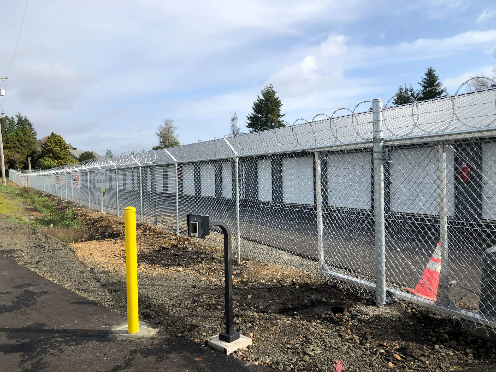 Fence repair services