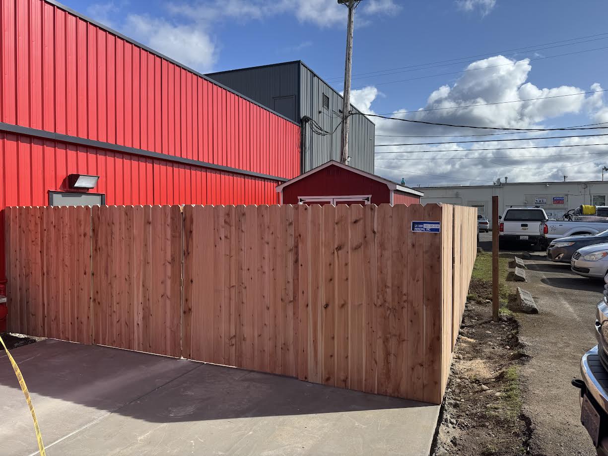 Privacy fence design